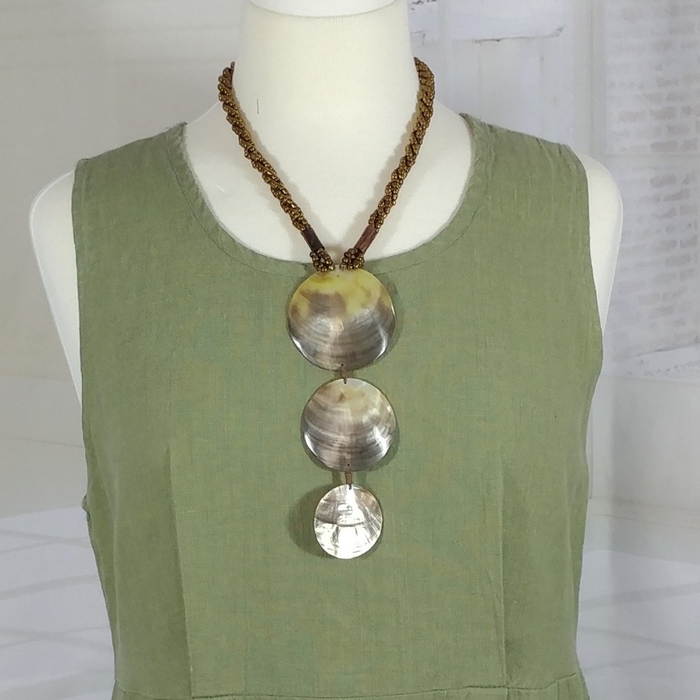 Shell necklace - Picture 1 of 2